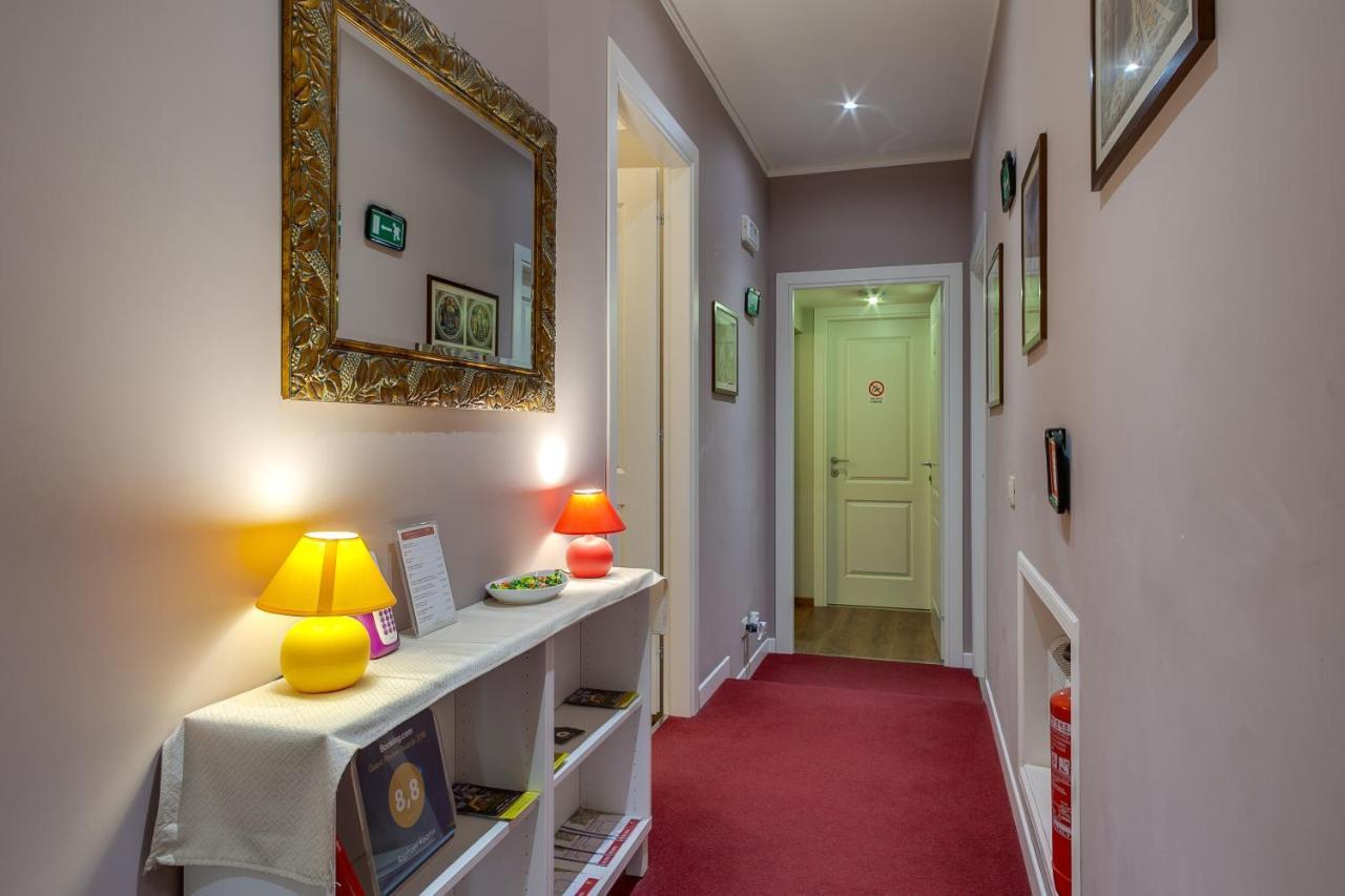 Raphael Rooms Рим Екстер'єр фото