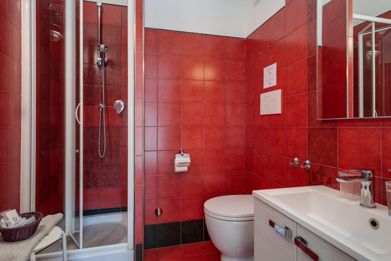 Raphael Rooms Рим Екстер'єр фото