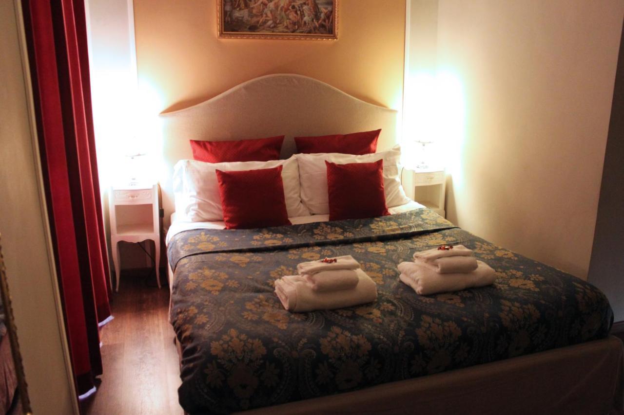 Raphael Rooms Рим Екстер'єр фото