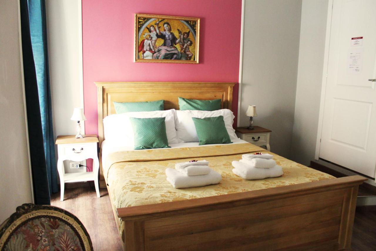 Raphael Rooms Рим Екстер'єр фото